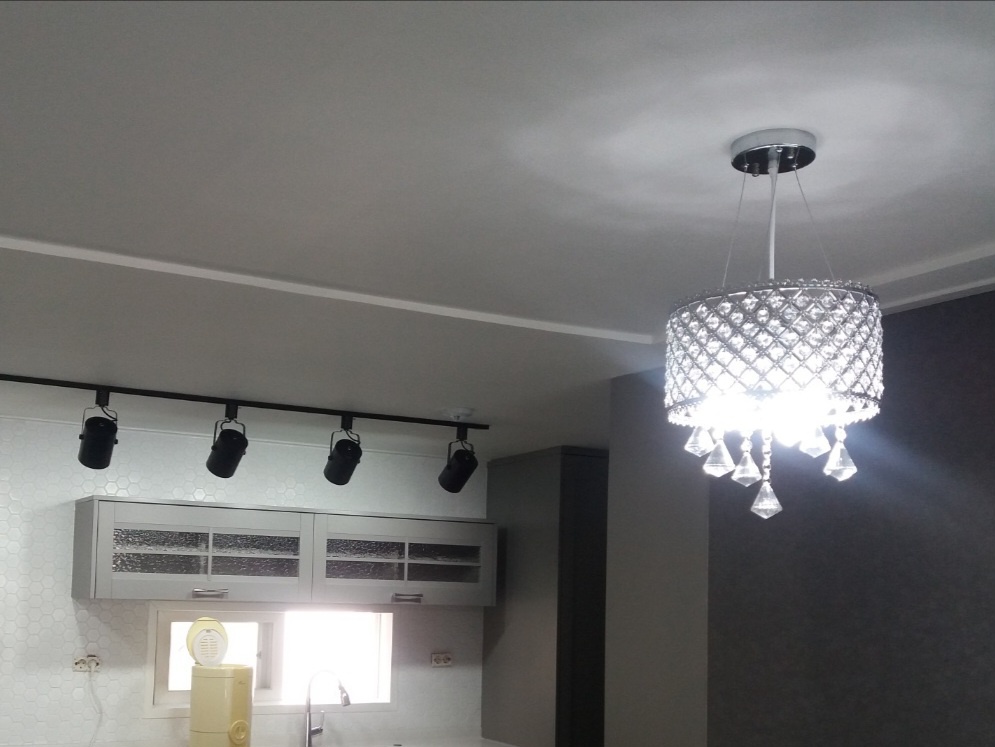 2049235227_p8cX3vSb_b6171e2c3dc7aefbf0892ae159cee59f62f3904f.jpg 이미지크게보기