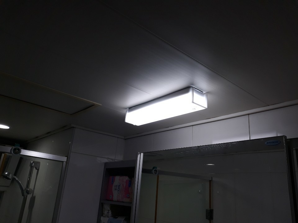 3034632970_lfsCat7j_54b363fd9a6f5372aa85a10be61479e057830782.jpg 이미지크게보기